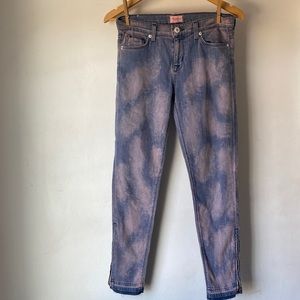 Hudson 26 Nico Crop Mid Rise Super Skinny Jeans